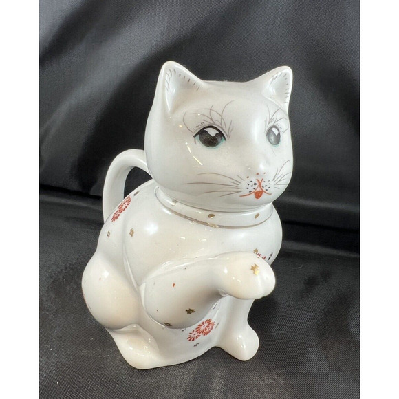 Vintage Porcelain Cat Figure Small‎ Teapot or Creamer White Red Flowers 5" - Picture 1 of 6